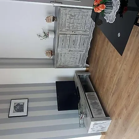 Отель Apartament 3*